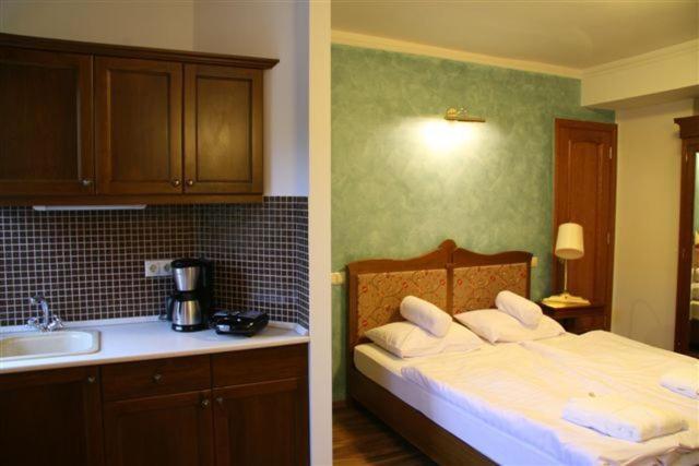 Amira Boutique Hotel Heviz Wellness & Spa Стая снимка