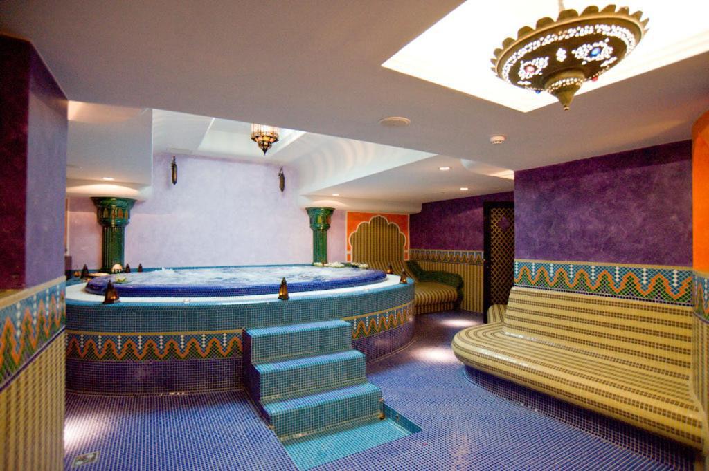 Amira Boutique Hotel Heviz Wellness & Spa Екстериор снимка