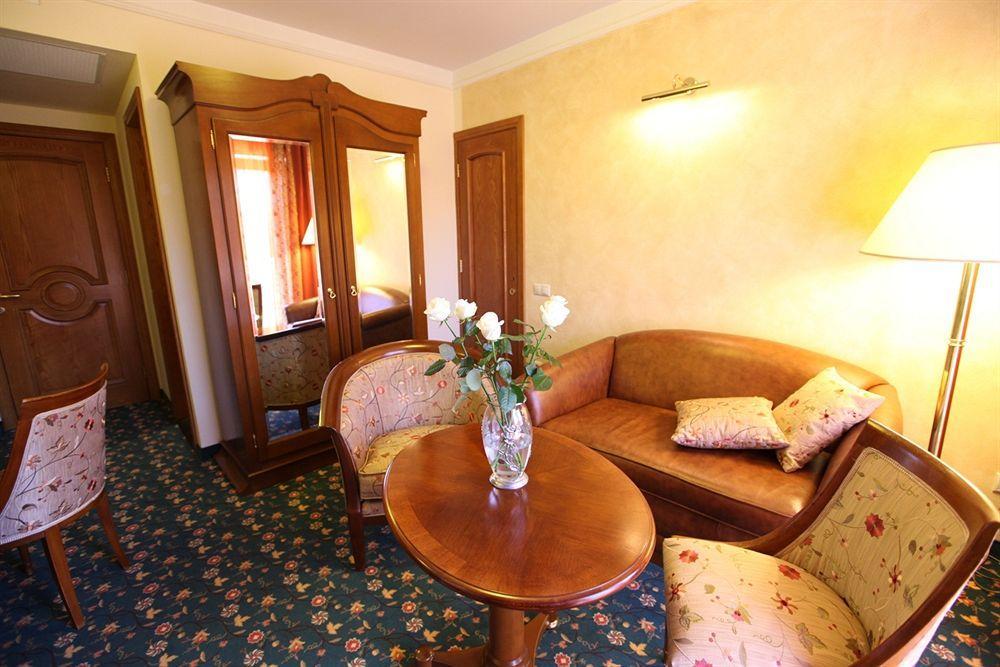 Amira Boutique Hotel Heviz Wellness & Spa Екстериор снимка