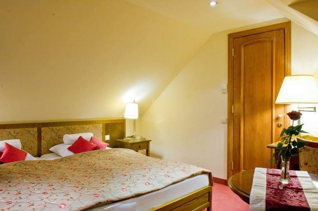 Amira Boutique Hotel Heviz Wellness & Spa Екстериор снимка